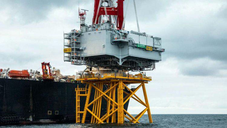 Off-shore rig