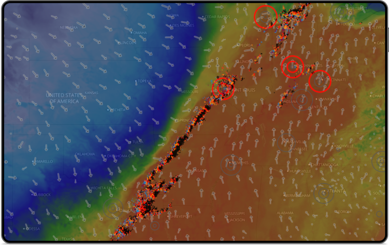 Thunderstorm Manager screenshot showing a cold front driving a band of lightning activity across the United States triggering alerts at several airports. 